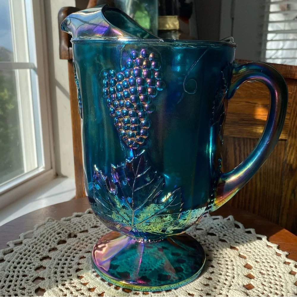 1970's VTG Indiana BLUE CARNIVAL GLASS Harvest Grape Iridescent Large Pitcher.